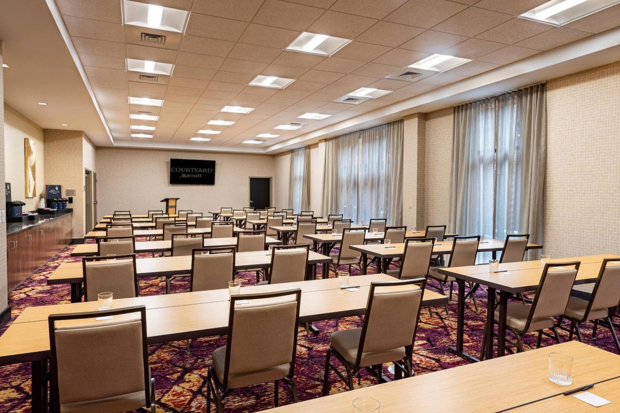 Courtyard Winston-Salem Downtown Otel Dış mekan fotoğraf